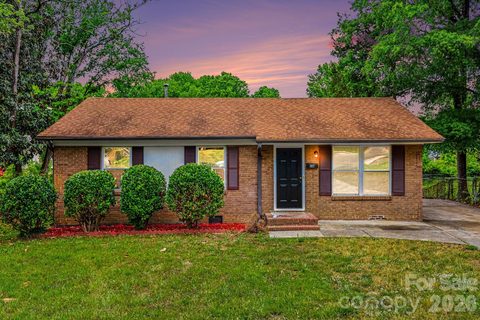 603 Dobson Drive active home in Fairfax Woods, Charlotte, NC