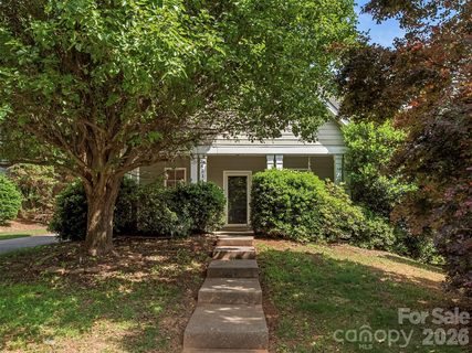 8214 Ballymore Court active home in Birkdale, Huntersville, NC