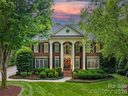 602 Hampshire Hill Road sold home in Matthews, SC