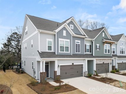 9021 Charles Francis Lane active townhome in The Retreat At West Catawba, Cornelius, NC