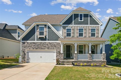 1022 Harbor Bay Drive sold home in The Overlook At Barber Rock, Fort Mill, SC