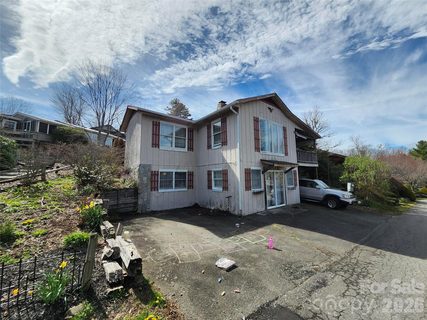 316 Snowshoe Loop active home in Linville Land Harbor, Newland, NC