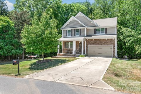 973 Autumn Glen Court pending home in Rosedale, Clover, SC