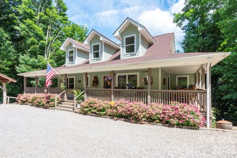 78 Spellbound Road active home in Cataloochee Ranch Estates, Waynesville, NC