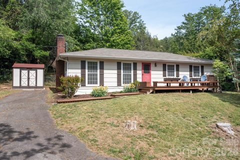 34 Wolfe Cove Road active home in Beaverdam, Asheville, NC