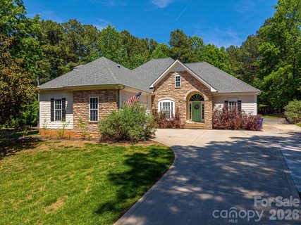 122 Maple View Drive active home in Wildlife Bay, Troutman, NC