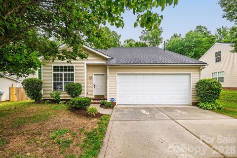 1423 Quail Street active home in Moores Chapel, Charlotte, NC