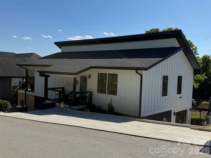A home in Oak Knoll Estates