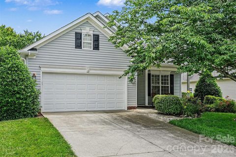 877 Platinum Drive sold home in Four Seasons At Gold Hill, Fort Mill, SC