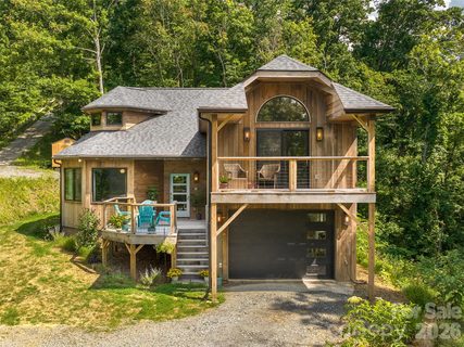 184 Sandys Home Place active home in Mountain Meadows, Mars Hill, NC