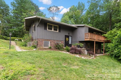 132 E Whisperwood Circle sold home in Whisperwood, Hendersonville, NC