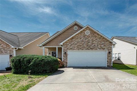 27 Chowan Drive sold home in River Stone, Fletcher, NC