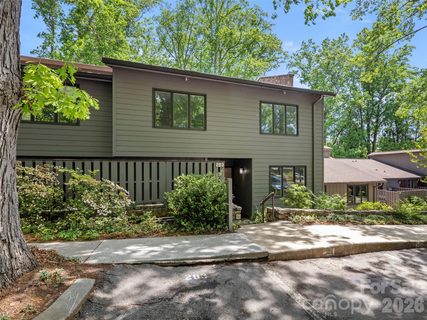 203 Crowfields Drive active home in Crowfields Condos, Asheville, NC
