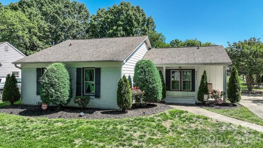 8831 Gamesford Drive sold home in Raeburn, Charlotte, NC