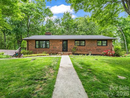 92 Greenwood Acres Drive active home in Greenwood Acres, Mills River, NC