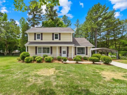 9 Post Oak Place active home in Rolling Hills, Salisbury, NC