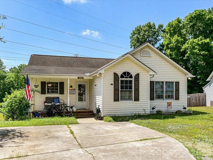 1472 Ridgewood Drive active home in Hidden Valley, Concord, NC
