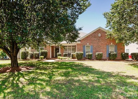 574 Surry Trace Circle sold home in Gable Oaks, Concord, NC
