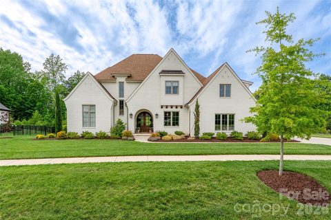 10201 Laurier Lane sold home in Belleterre, Huntersville, NC