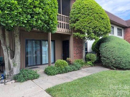 427 6th Avenue active condo in Holly Crest, Hendersonville, NC