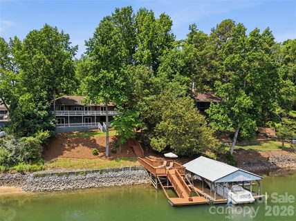 1113 Palmyra Drive active home in Tega Cay, Tega Cay, SC