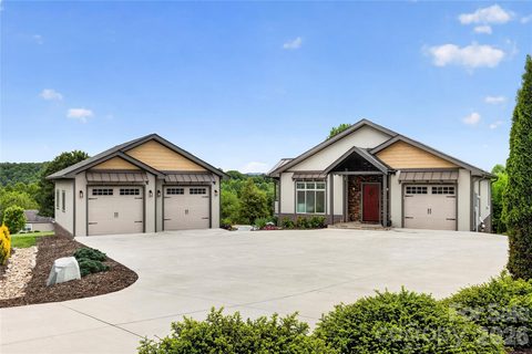 Homes in Boyleston Ridge, Mills River