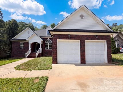 301 River Birch Circle sold home in The Woodlands, Mooresville, NC