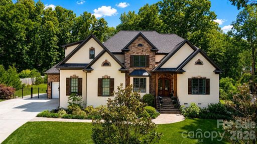 A home in Red Oak Estates