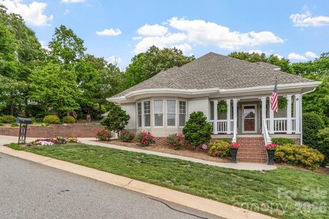 6 Creekside Way pending home in Creekside, Asheville, NC
