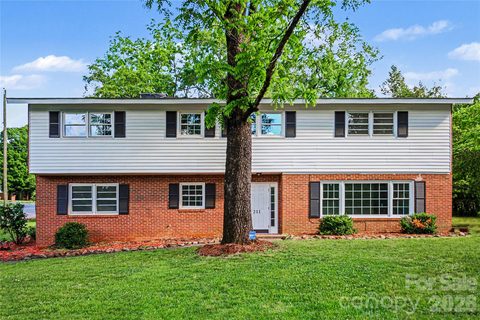 211 Windsor Drive active home in Windsor, Shelby, NC