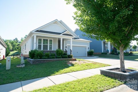 1106 Eddisbury Cove active home in Millbridge, Waxhaw, NC