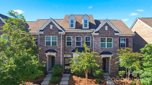 6913 Walnut Branch Lane
