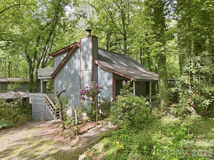50 Gail Drive active home in Woodlands Village, Maggie Valley, NC