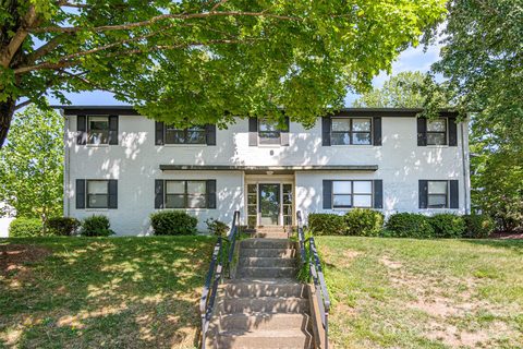 615 Biltmore Avenue active home in Beverly Condos, Asheville, NC