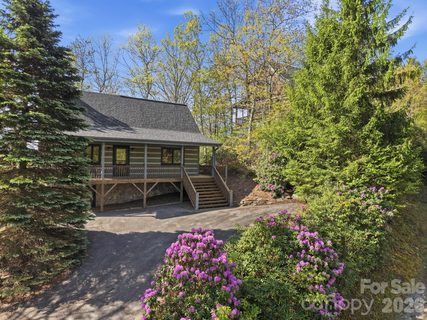 A home in The Lakes Community, Seven Devils