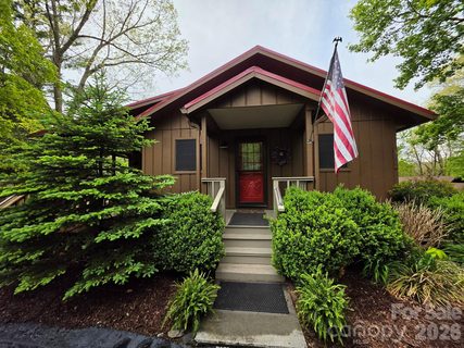 164 Rocky Meadows Road active home in Linville Land Harbor, Newland, NC