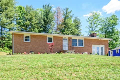 155 Chestnut Place active home in Royal Pines, Arden, NC