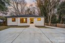 911 E Woodlawn Road sold home in Charlotte, SC