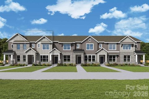 725 Perthwood Street active townhome in Hardy Pond, Rock Hill, SC