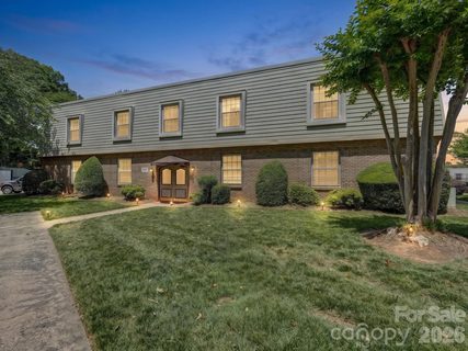 2628 Park Road active condo in Dilworth, Charlotte, NC
