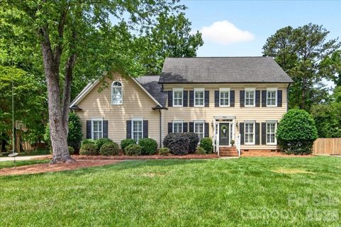 10216 Hollybrook Drive sold home in Berkeley, Charlotte, NC