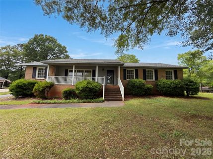 2077 Strafford Drive sold home in Arrowood Estates, Lancaster, SC