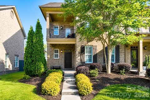 2271 Eversham Drive sold townhome in Christenbury Walk, Concord, NC