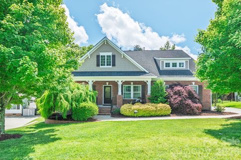 321 Calming Way sold home in Serenity Point, Tega Cay, SC