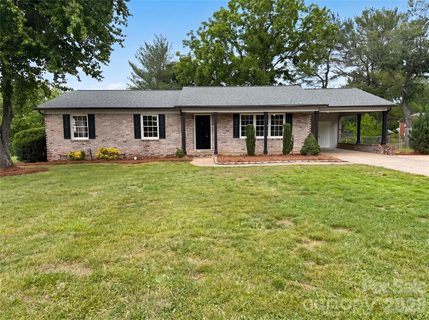 814 Charles Road active home in Wesson Heights, Shelby, NC