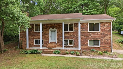 1959 Rock Springs Circle active home in Country Valley, Denver, NC