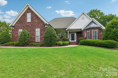 8576 Cabot Court sold home in Clare Haven, Harrisburg, NC