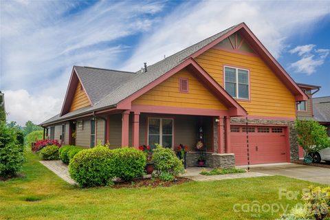 3 Holland Mountain View active townhome in Pinebrook Farms, Asheville, NC