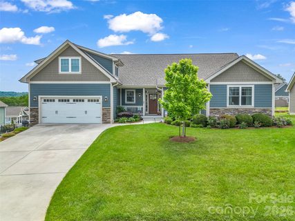 27 Spelter Street sold home in Vista At Blacksmith Run, Hendersonville, NC