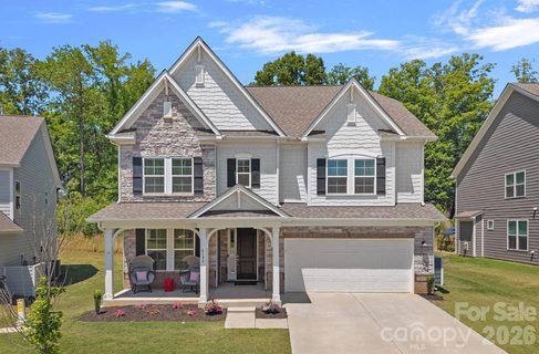 Previously sold for $700,000